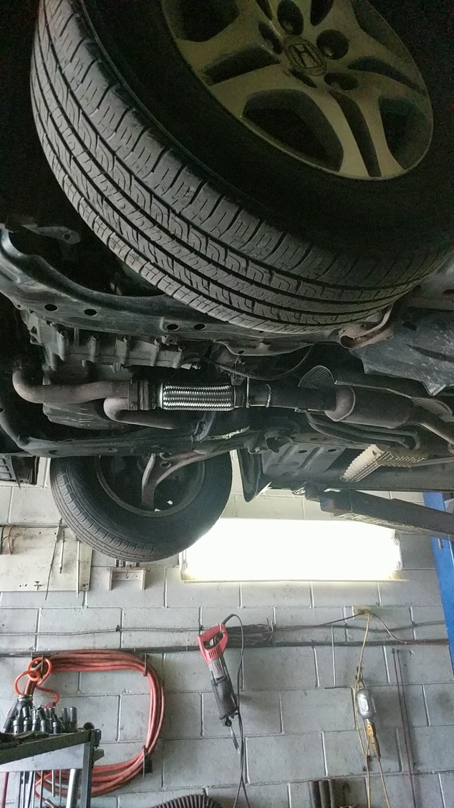 Arrowhead Muffler & Perfomance Exhaust Systems | 76 Sherry Rd, Scarborough, ON M1L 2J9, Canada | Phone: (416) 757-7241