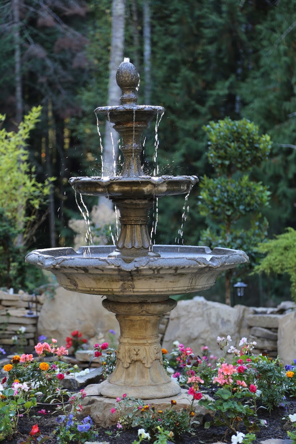 Stone Hearst | 114 Greer Pl, Salt Spring Island, BC V8K 1A9, Canada | Phone: (250) 221-8686