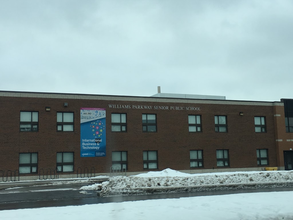 Williams Parkway Senior Public School | 1285 Williams Pkwy, Brampton, ON L6S 3J8, Canada | Phone: (905) 791-4324