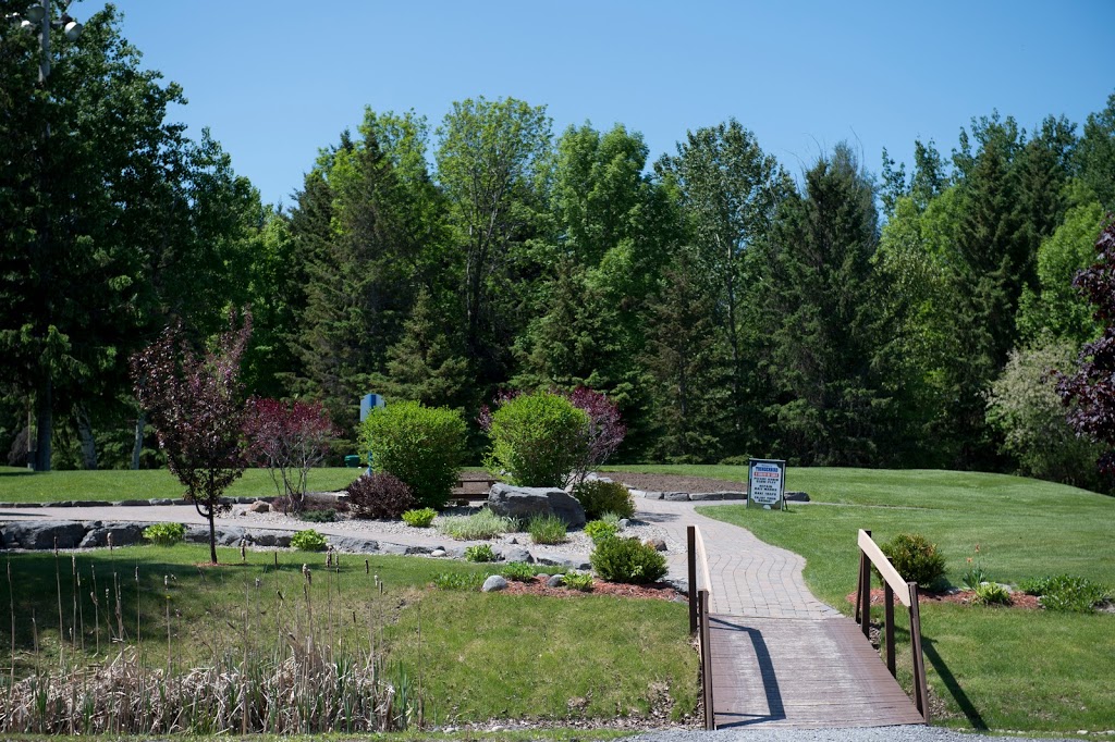 Thunderbird Sports Centre | 1927 Richardson Side Rd, Kanata, ON K2K 1X4, Canada | Phone: (613) 836-2256