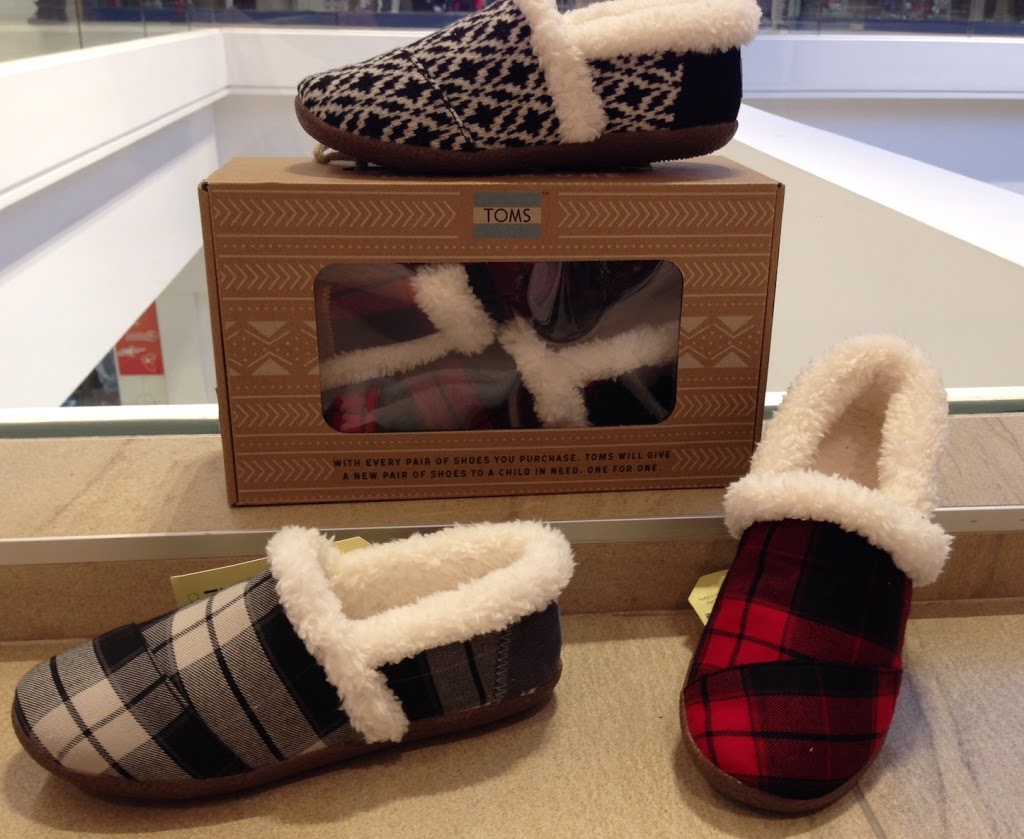 Step In Shoes | #250 1 Londonderry Mall, Edmonton, AB T5C 3C8, Canada | Phone: (780) 705-4929