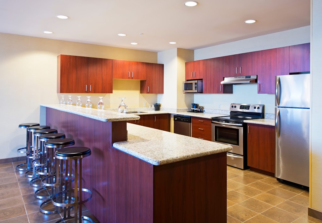 Courtyard by Marriott Ottawa East | 200 Coventry Rd, Ottawa, ON K1K 4S3, Canada | Phone: (613) 741-9862