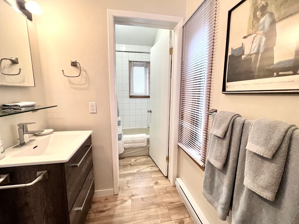 Chalets des Hauteurs | 145 Chem. des Hauteurs, Morin-Heights, QC J0R 1H0, Canada | Phone: (514) 212-1036