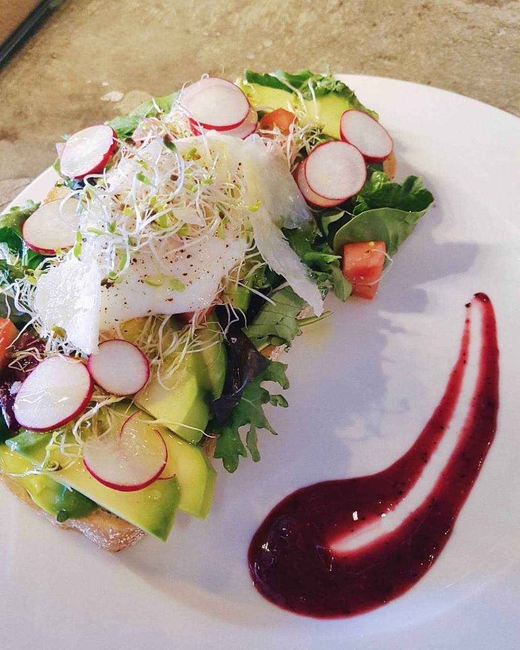 Cafe Amarti | 3033 Immel St #320, Abbotsford, BC V2S 6S2, Canada | Phone: (604) 504-0899