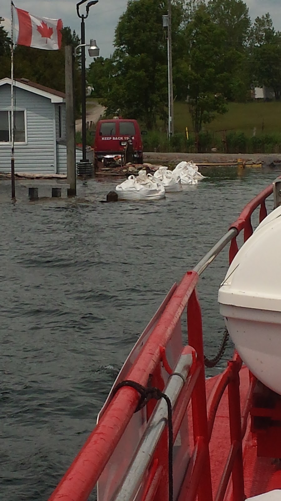 Simcoe Ferry | 9 Nine Mile Point Rd, Wolfe Island, ON K0H 2Y0, Canada | Phone: (613) 385-2997