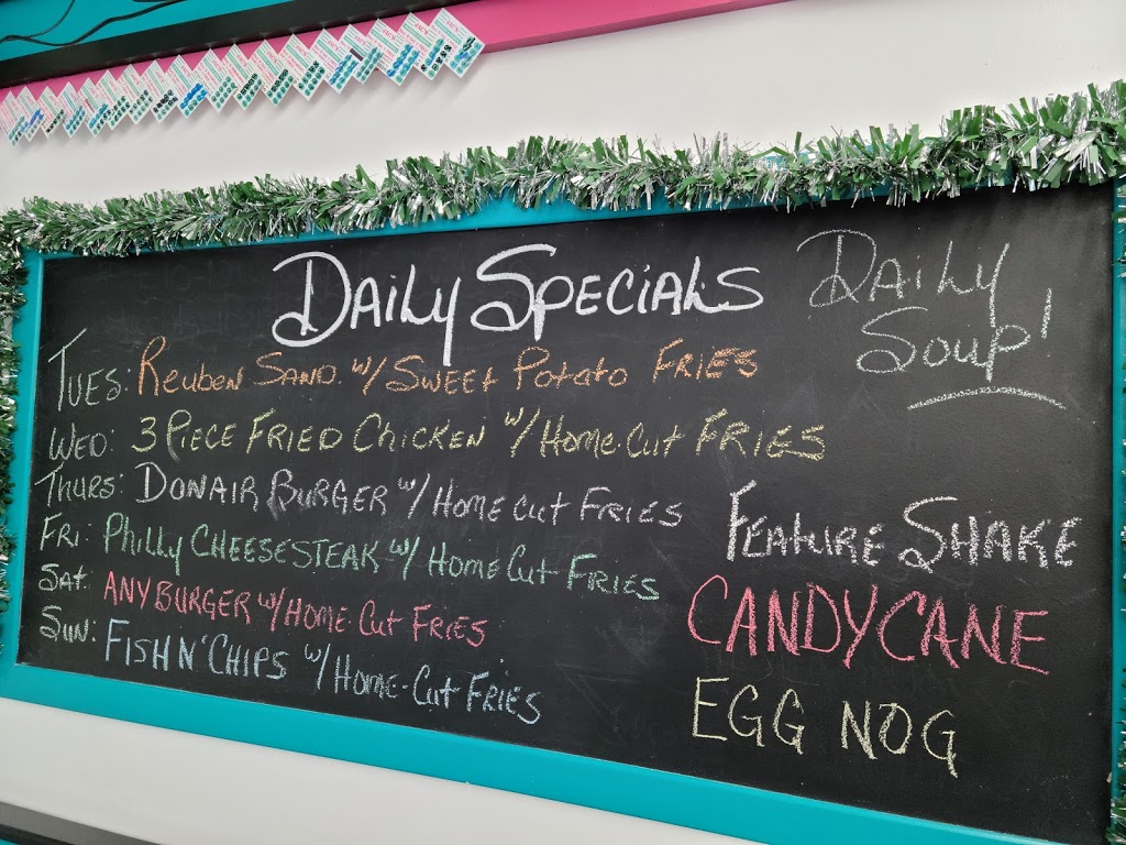 Jacs Burgers and Shakes | 668 King St, Bridgewater, NS B4V 1B4, Canada | Phone: (902) 523-5036