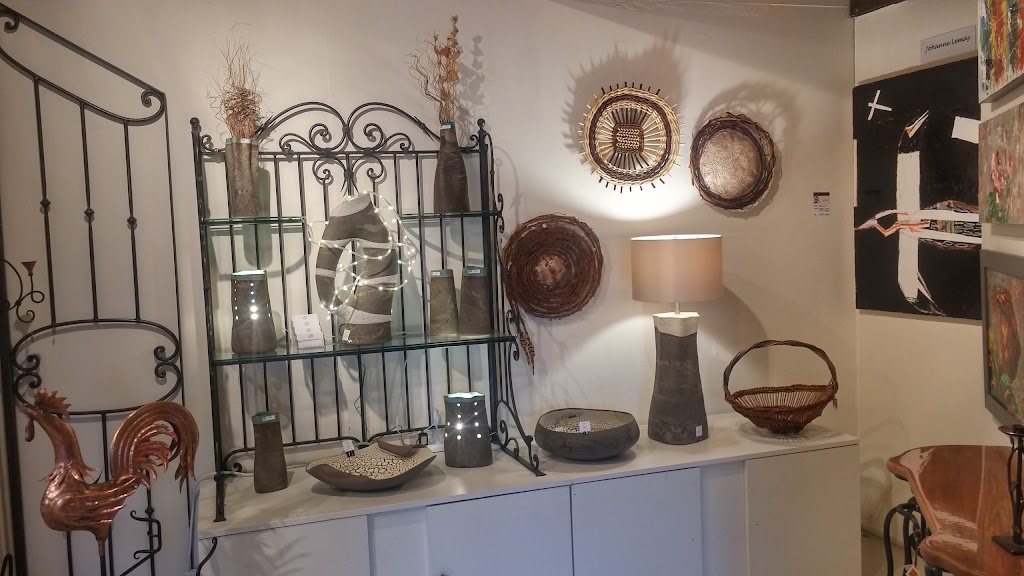 la | 7330 Chem. Royal, Saint-Laurent-de-lÎle-dOrléans, QC G0A 3Z0, Canada | Phone: (418) 828-9300