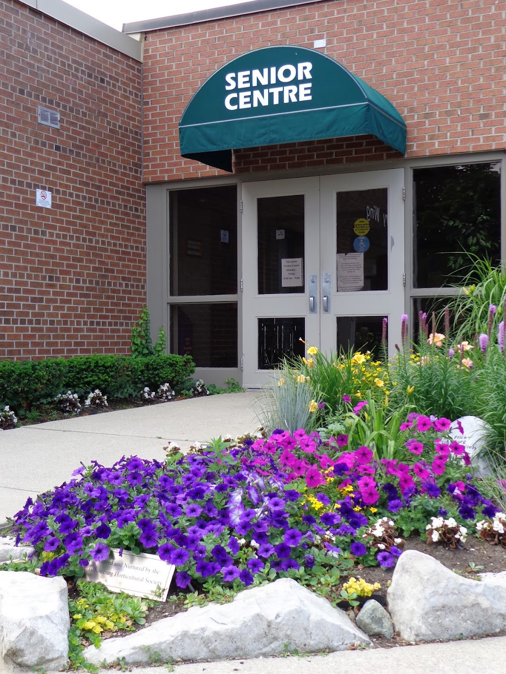 Tillsonburg Senior Centre | 45 Hardy Ave, Tillsonburg, ON N4G 3W9, Canada | Phone: (519) 688-2520