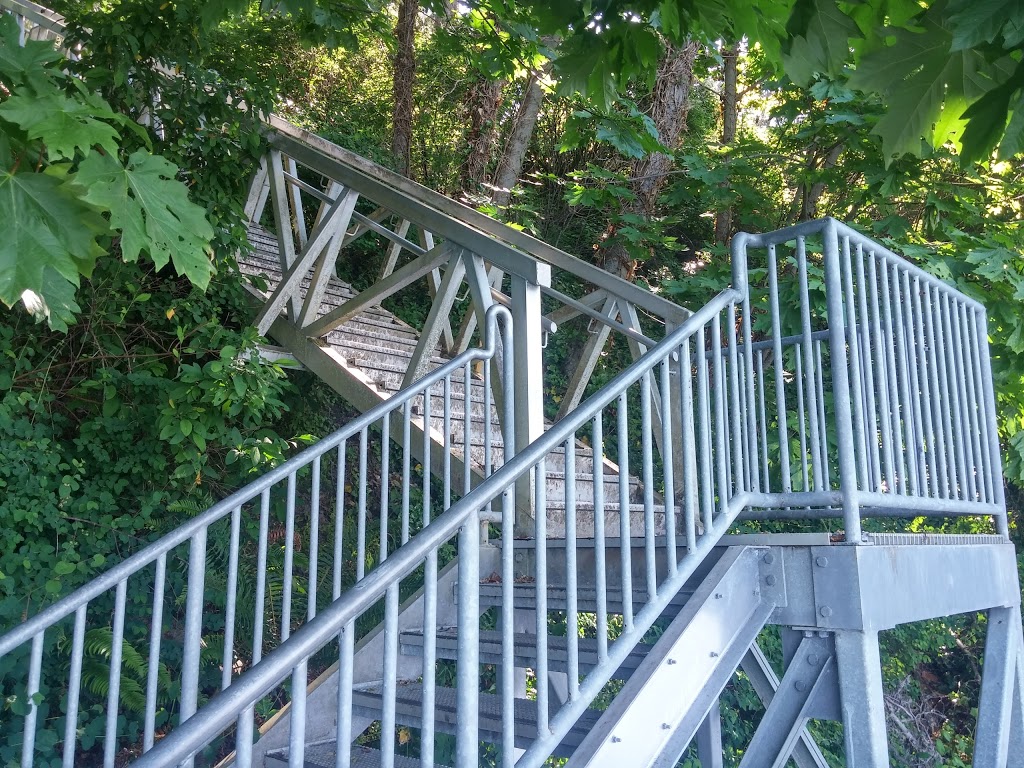 Balmacarra Park | 2Z8, 1890 Leyns Rd, Victoria, BC V8N 3W3, Canada