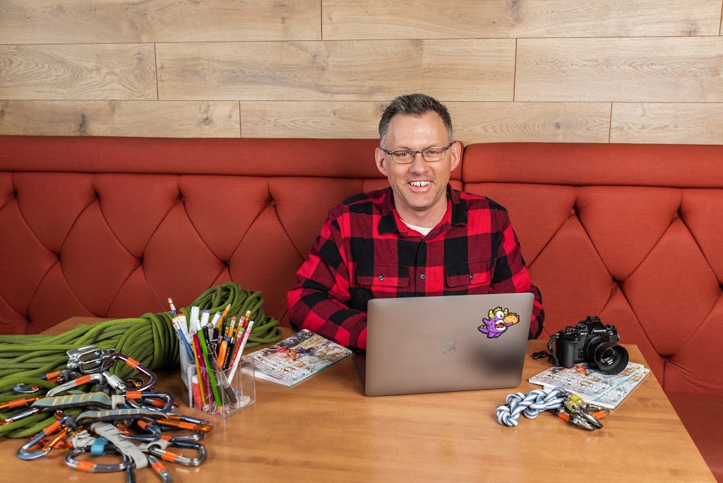 Redpoint Creative | 491 Wishart St, Red Deer, AB T4N 7E9, Canada | Phone: (403) 598-6473
