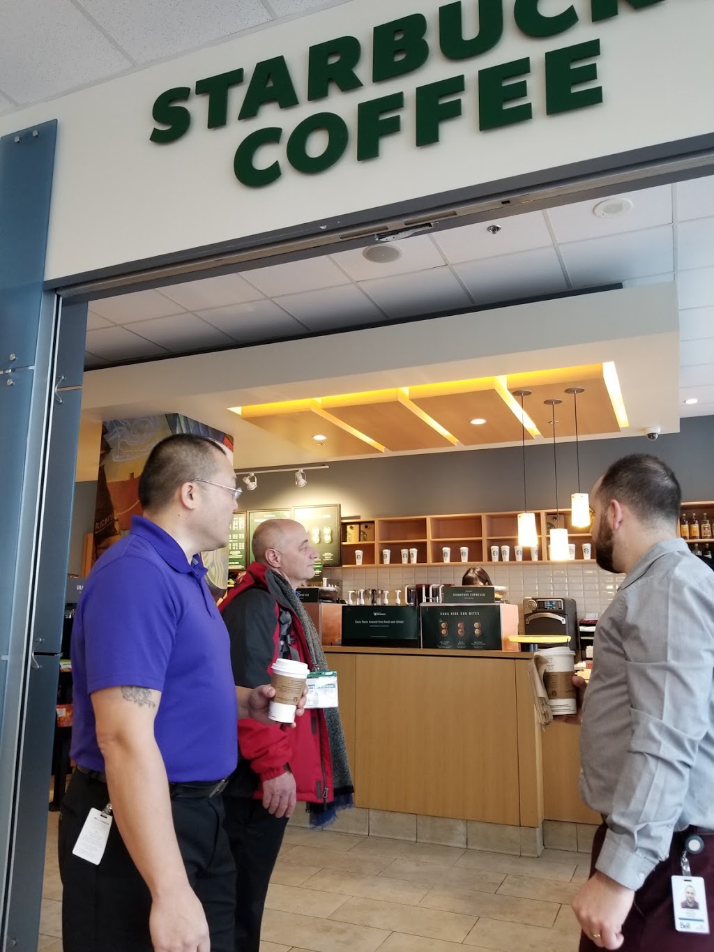Starbucks | 5099 Creekbank Rd, Mississauga, ON L4W 5N2, Canada | Phone: (905) 614-1616