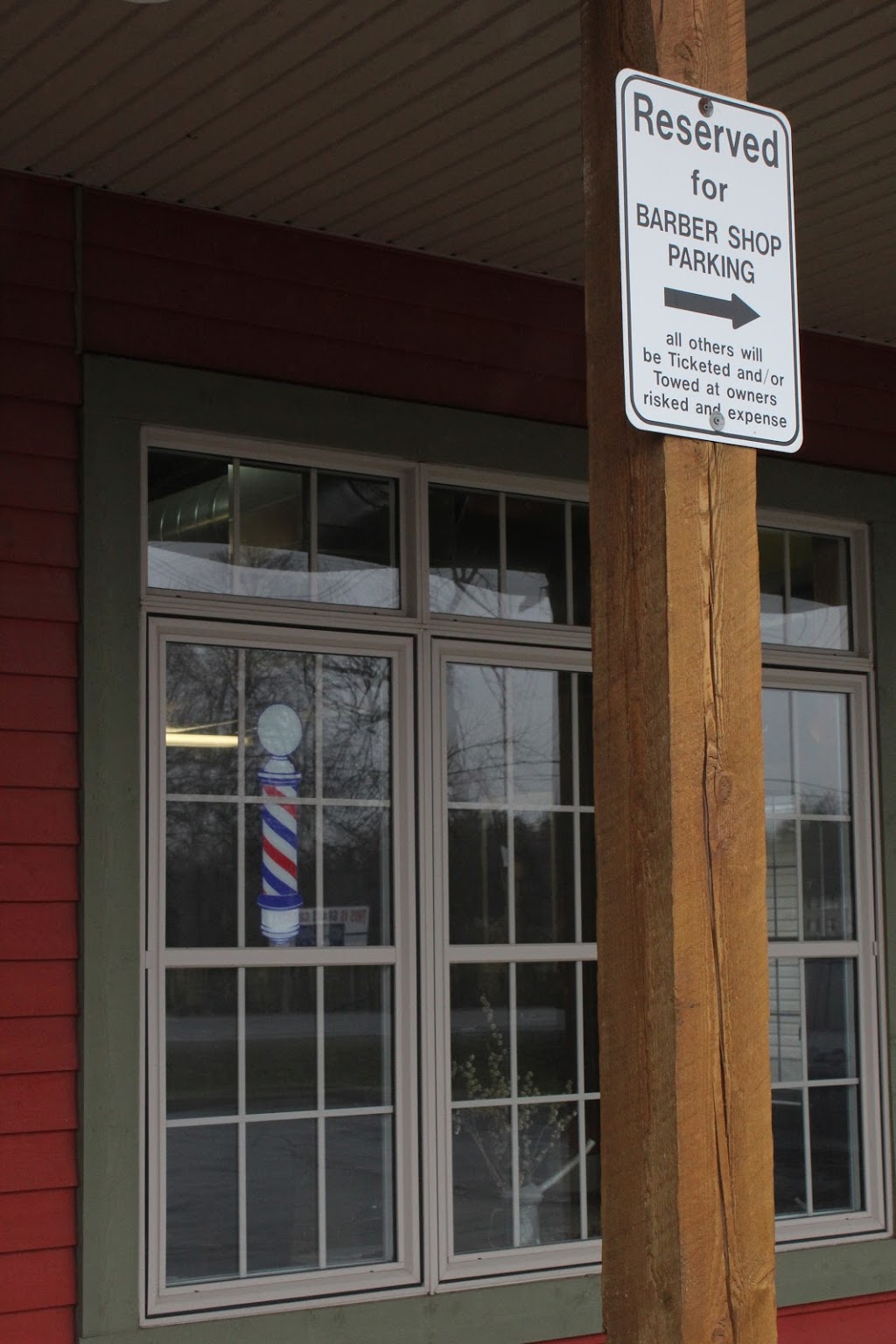Barber Shop Garage | 3417 Trim Rd, Navan, ON K4B 1M8, Canada | Phone: (613) 835-1665