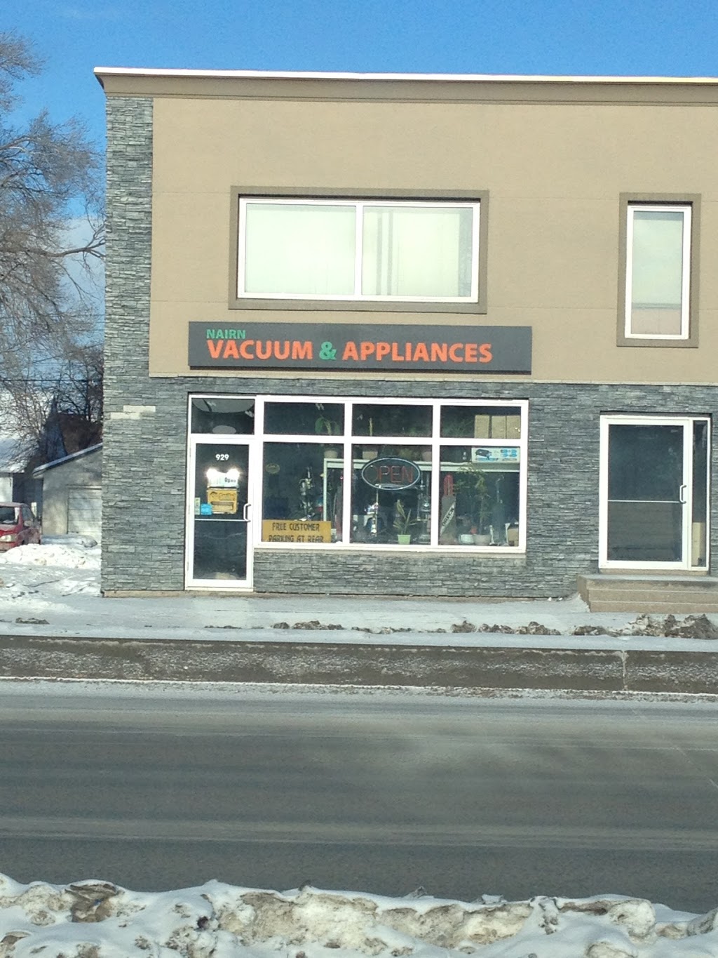 Nairn Vacuum & Appliances | electronics store | 929 Nairn Ave, Winnipeg, MB R2L 0X9, Canada | 2046684901 OR +1 204-668-4901