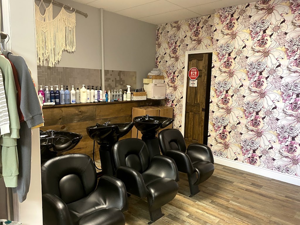 Divinity & Co Hair Studio | 121 First St #2E, Orangeville, ON L9W 3J8, Canada | Phone: (519) 940-3798