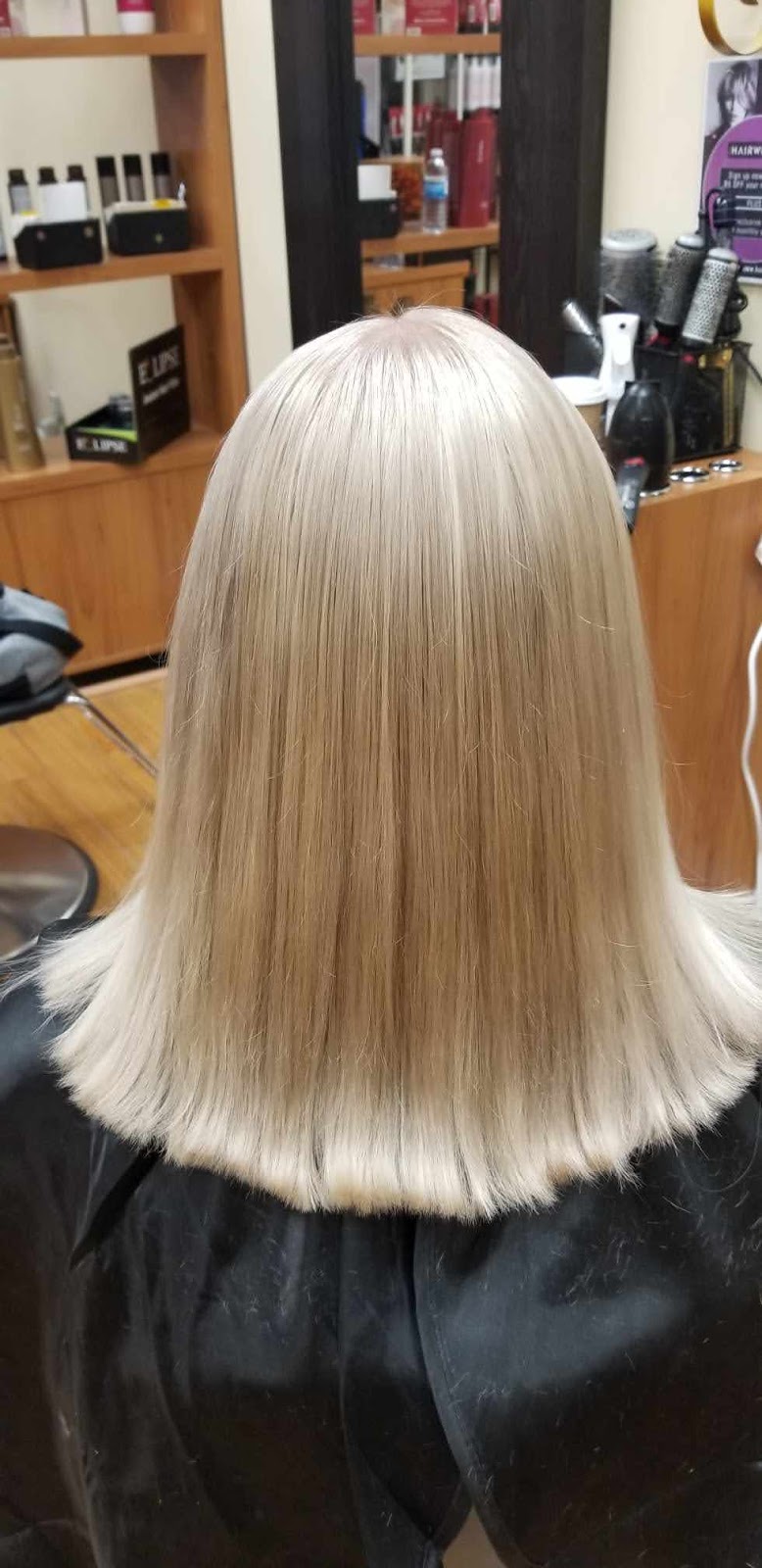 Hairworks - Hair Salon | 2760 Derry Rd W Unit 9, Mississauga, ON L5N 3N5, Canada | Phone: (905) 542-7999