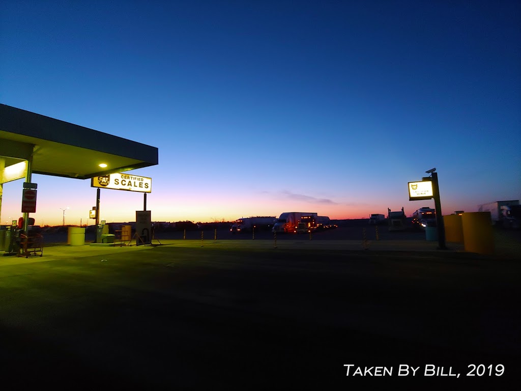 Ultramar | 580 White Lake Rd, Arnprior, ON K7S 3G9, Canada | Phone: (613) 623-3003