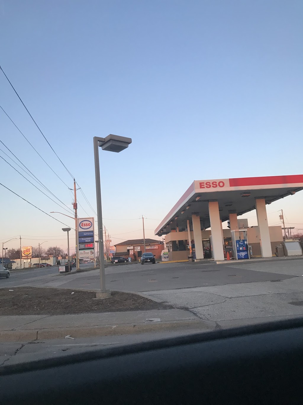 WESTSIDE ESSO | 2625 Tecumseh Rd W, Windsor, ON N9B 1W5, Canada | Phone: (519) 258-2235