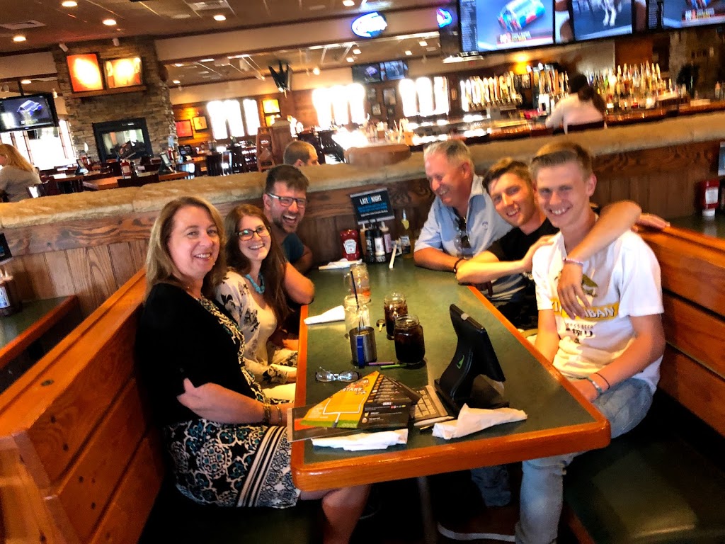 Smokey Bones Bar & Fire Grill | 2007 Walden Ave, Cheektowaga, NY 14225, USA | Phone: (716) 683-0724