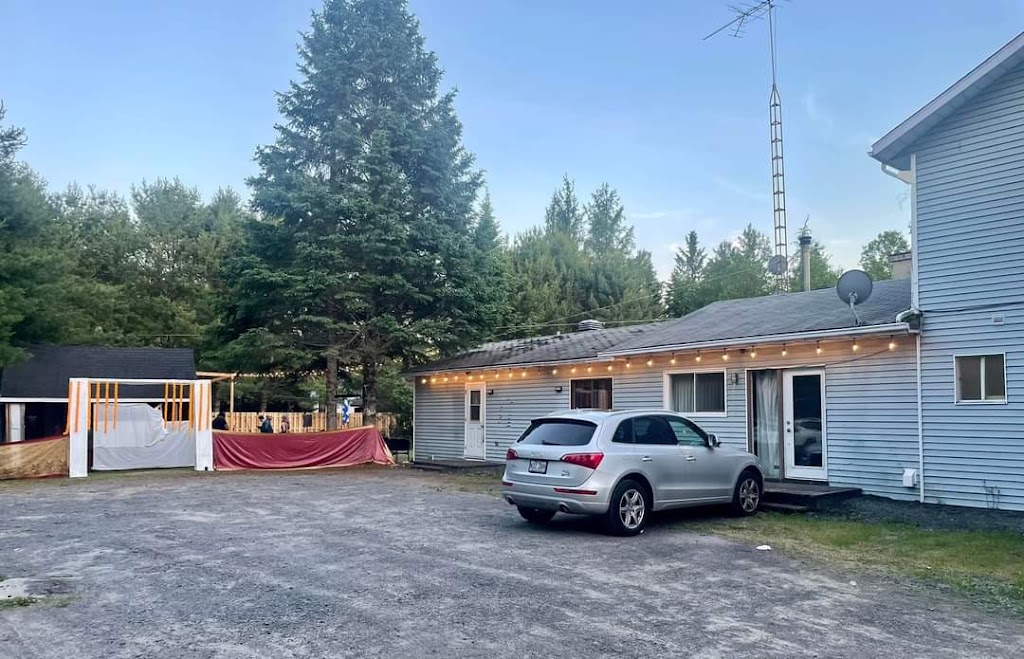 Auberge HALDER Lodge Inn | 549 Chemin de Ste Marguerite, Sainte-Marguerite-du-Lac-Masson, QC J0T 1L0, Canada | Phone: (514) 900-9663