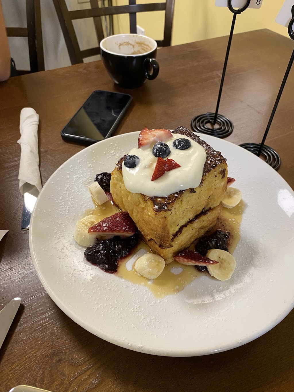 Le Gourmand Bistro | 2901 Lake Shore Blvd W, Etobicoke, ON M8V 1J3, Canada | Phone: (416) 252-2127