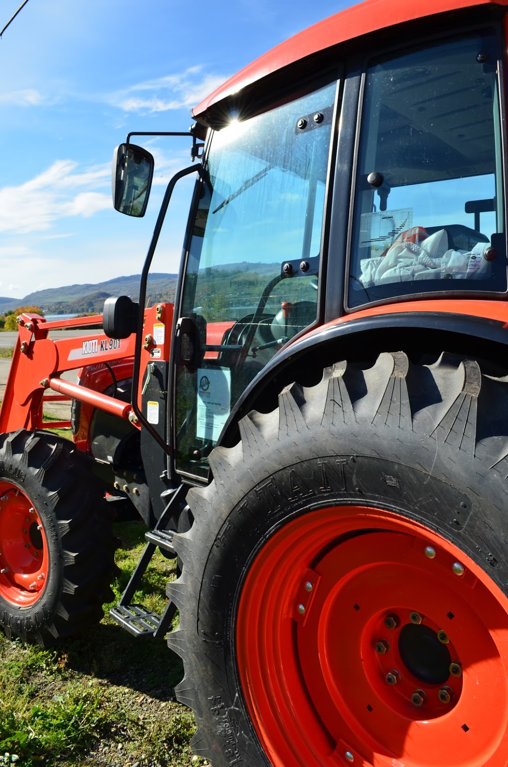 Timberstar Tractor | 7861 BC-97 #2, Vernon, BC V1B 3R9, Canada | Phone: (250) 545-5441