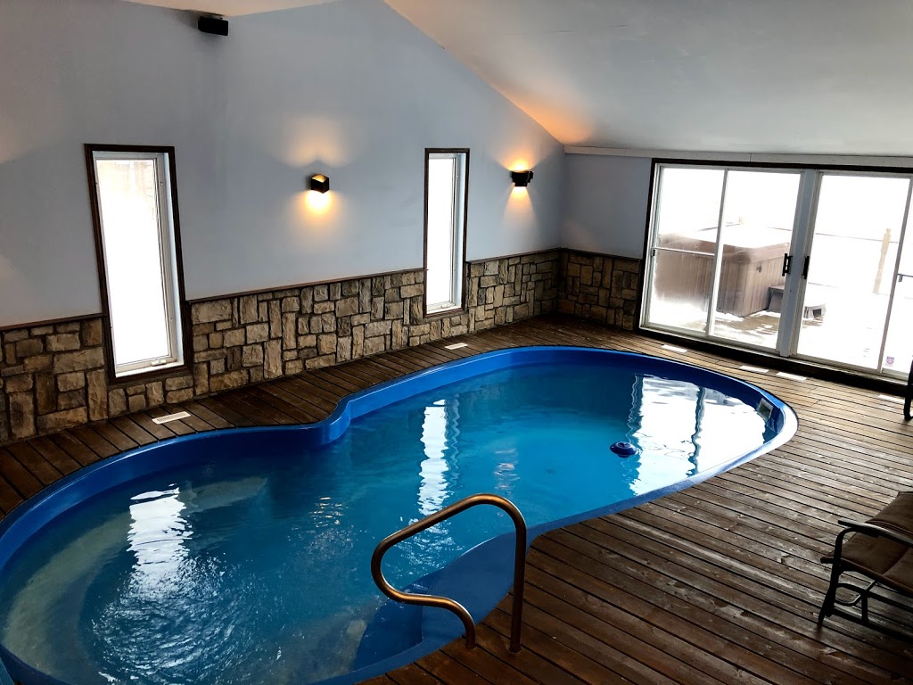Chalet DiviN | 124 Chemin des Chênes, Sainte-Anne-des-Lacs, QC J0R 1B0, Canada | Phone: (514) 963-5572