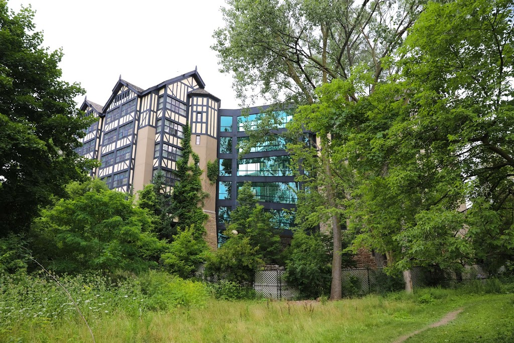 Kings Mill Park | 105 Riverwood Pkwy, Toronto, ON M8X, Canada | Phone: (416) 338-4386