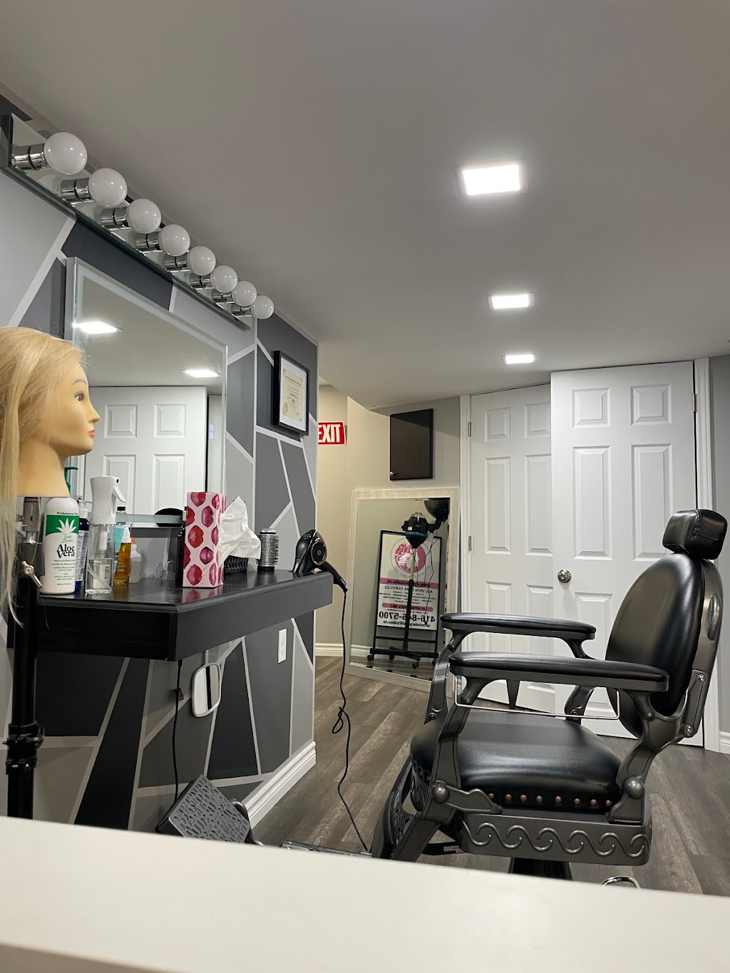 SGs Style Studio | 843 Robert Ferrie Dr, Kitchener, ON N2R 0B8, Canada | Phone: (416) 846-5700