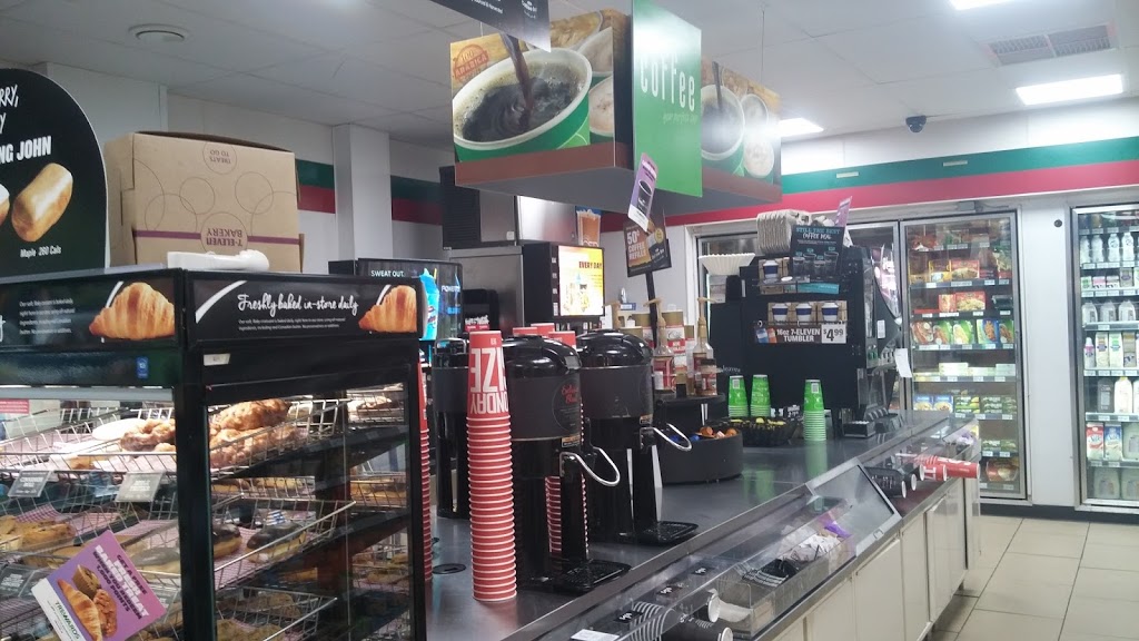 7-Eleven | convenience store | 5723 48 Ave, Ladner, BC V4K 1X5, Canada | 6049465634 OR +1 604-946-5634