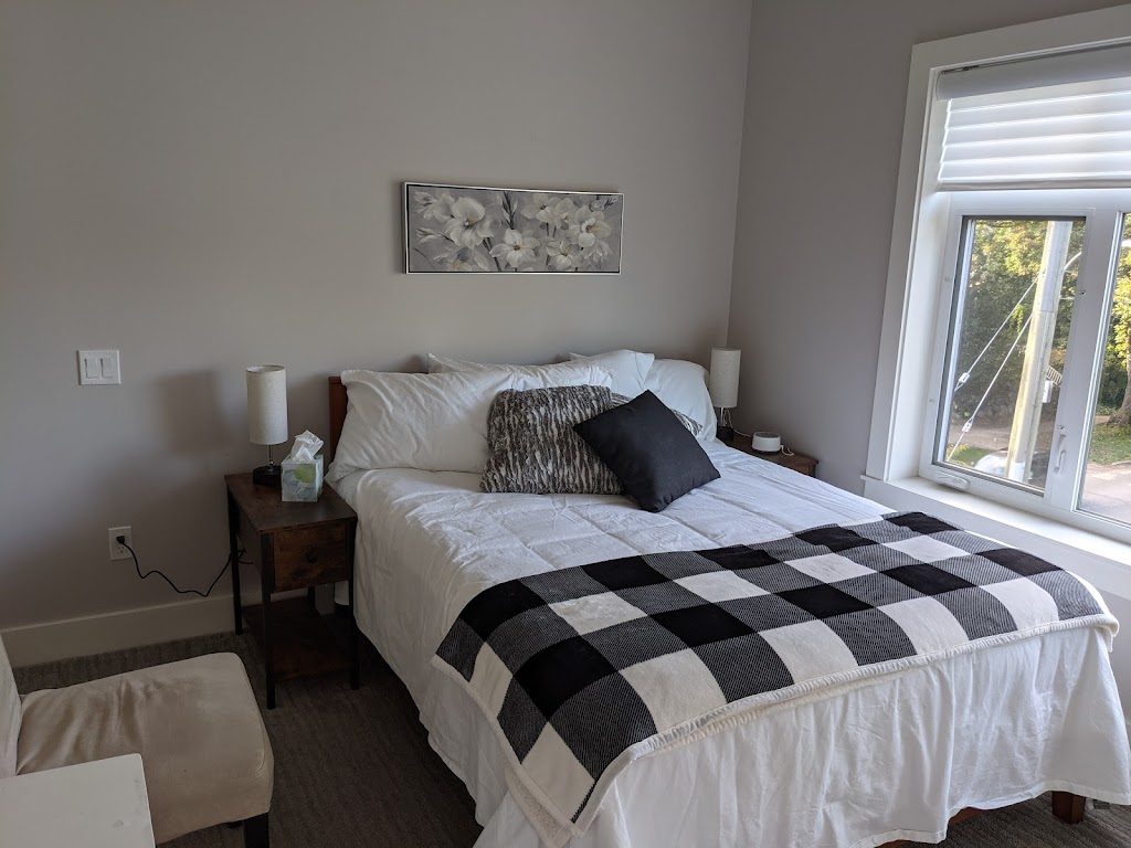 The Laurel - Harbour of Hope | 898 W 24th Ave, Vancouver, BC V5Z 2C1, Canada | Phone: (604) 292-6799