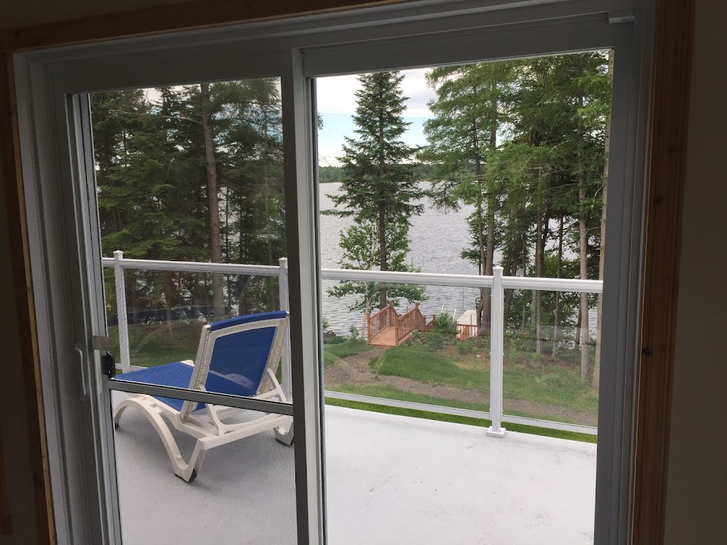 Chalet Le Bord de mer - Chalets Nature | 731 Rte Maria Chapdelaine, Péribonka, QC G0W 2G0, Canada | Phone: (418) 218-1376