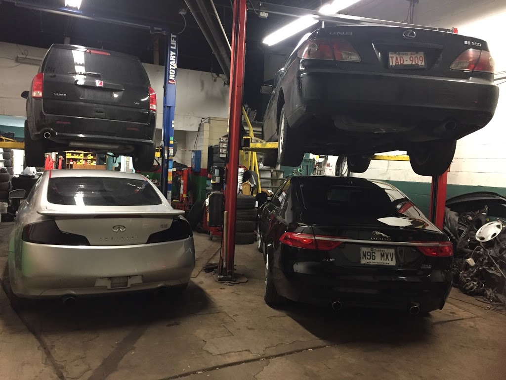 Chris Auto Repair | 151 Toryork Dr #4, North York, ON M9L 1X6, Canada | Phone: (647) 838-9478