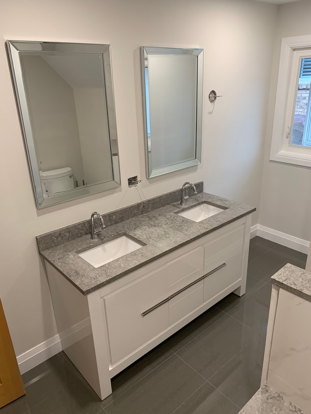 Bathroom & Kitchen Galleries | 220 Bunting Rd, St. Catharines, ON L2M 3Y2, Canada | Phone: (905) 704-1666
