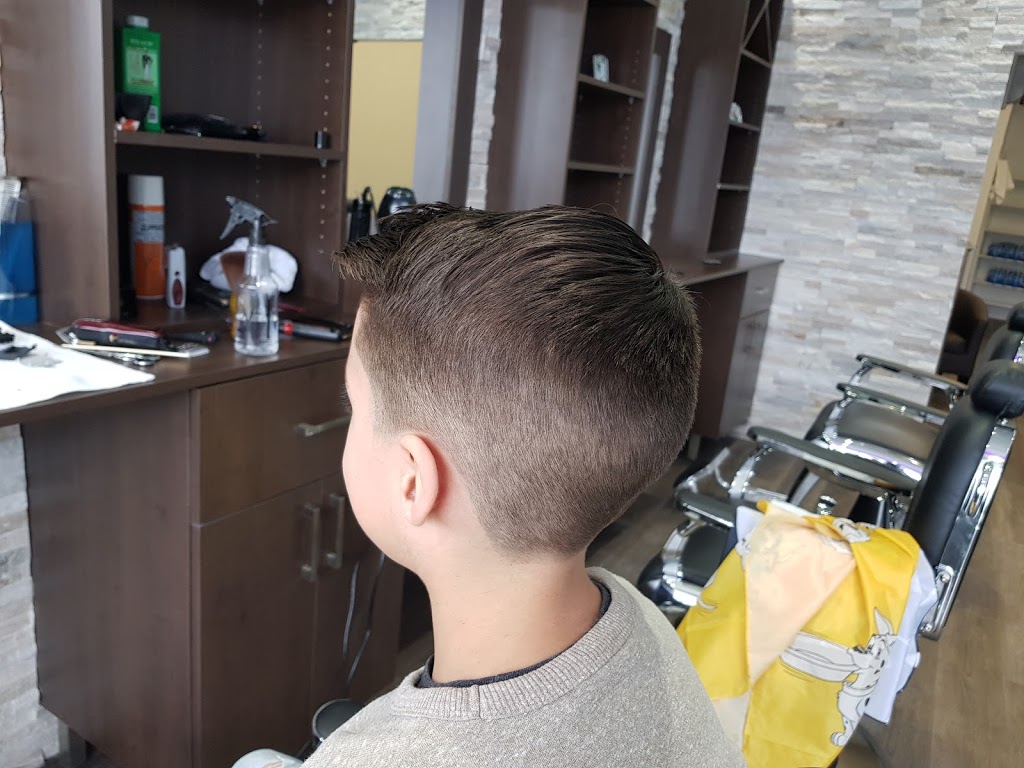 Ayhams Barber Shop | 1047 Avenue Rd, Toronto, ON M5N 2C5, Canada | Phone: (437) 882-2223
