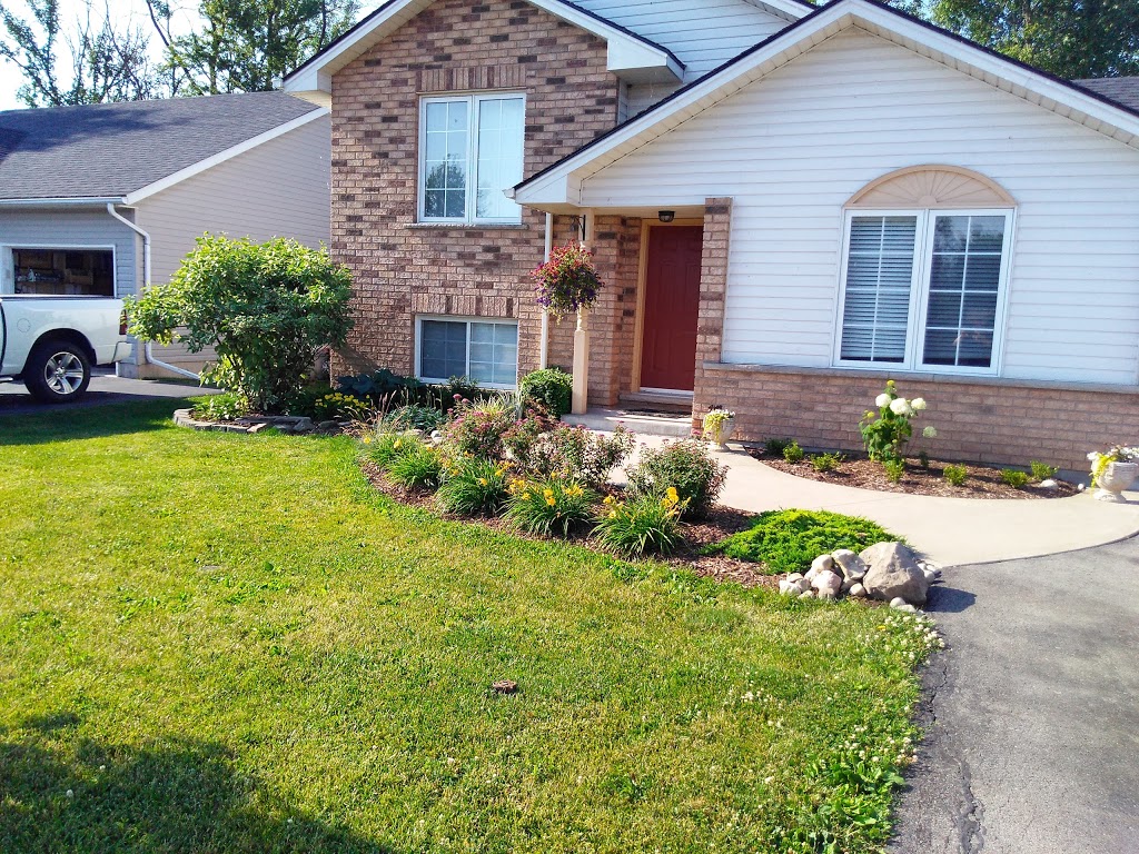 Pateraks Landscaping & Supply | 1625 Dominion Rd, Fort Erie, ON L2A 5M4, Canada | Phone: (905) 994-0475