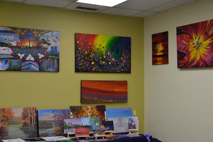 Nisreen Art Studio | point of interest | 268 Lakeshore Rd E Unit #203, Mississauga, ON L5G 1H1, Canada | 6472411141 OR +1 647-241-1141