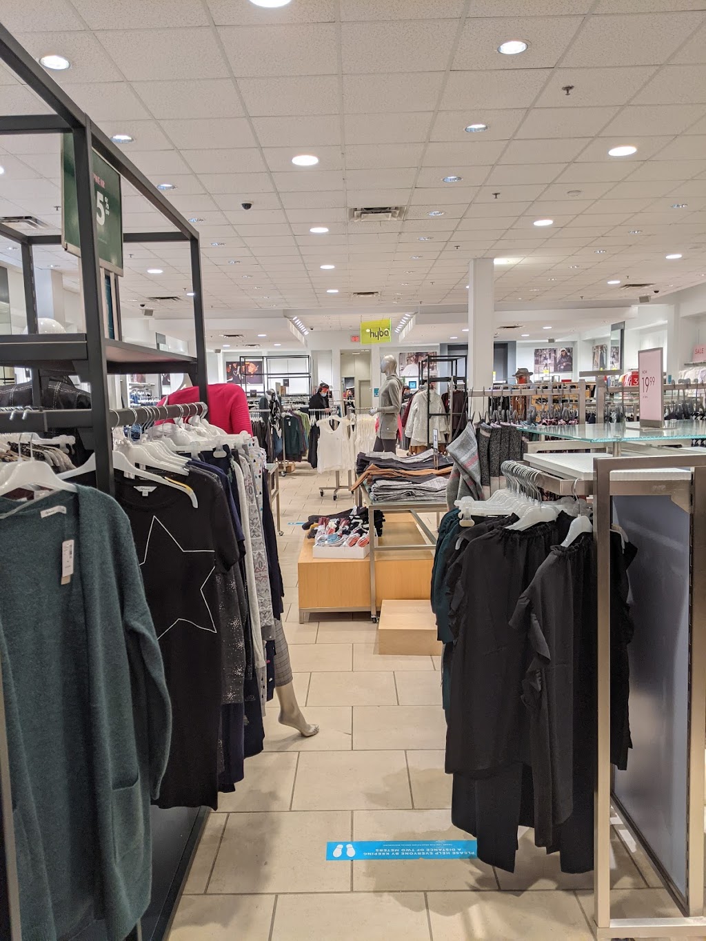 Reitmans | 6631 Island Hwy N, Nanaimo, BC V9T 4T7, Canada | Phone: (250) 390-1616