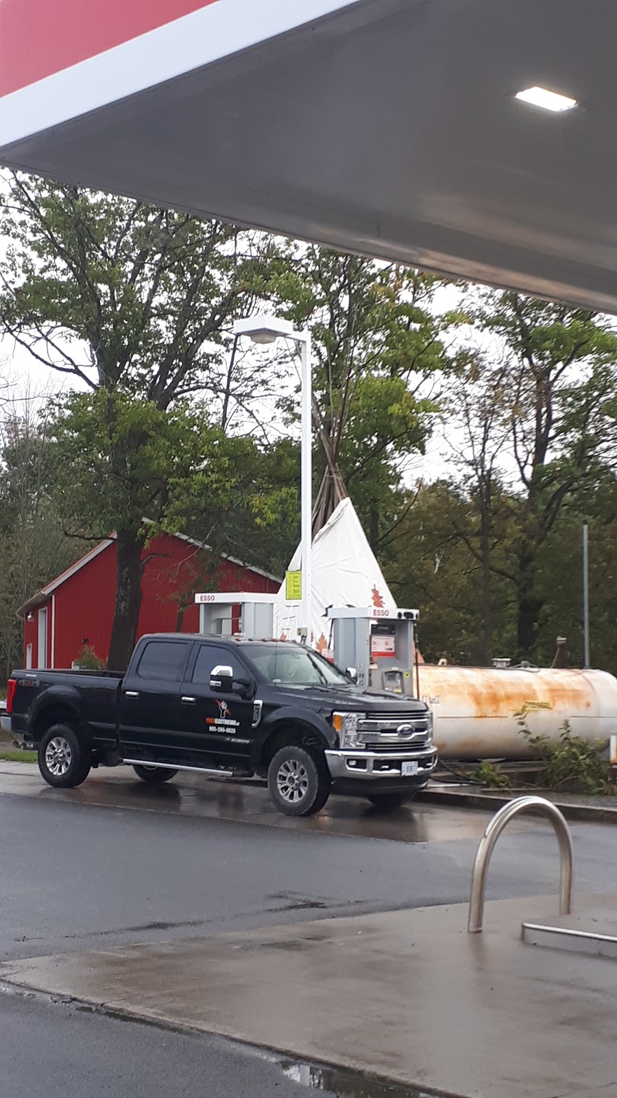 THE TALL TEEPEE | 8567 45, Roseneath, ON K0K 2X0, Canada | Phone: (905) 352-3147
