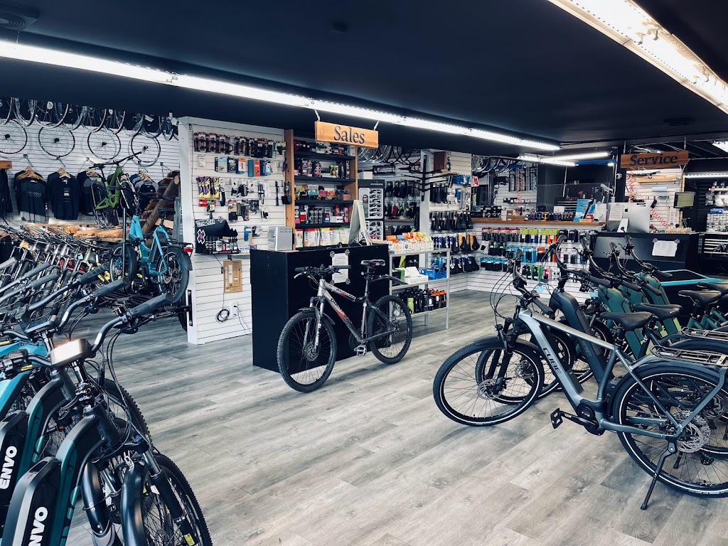 Blacks Cycle | 274 Anderton Rd, Comox, BC V9M 1Y2, Canada | Phone: (250) 339-7011
