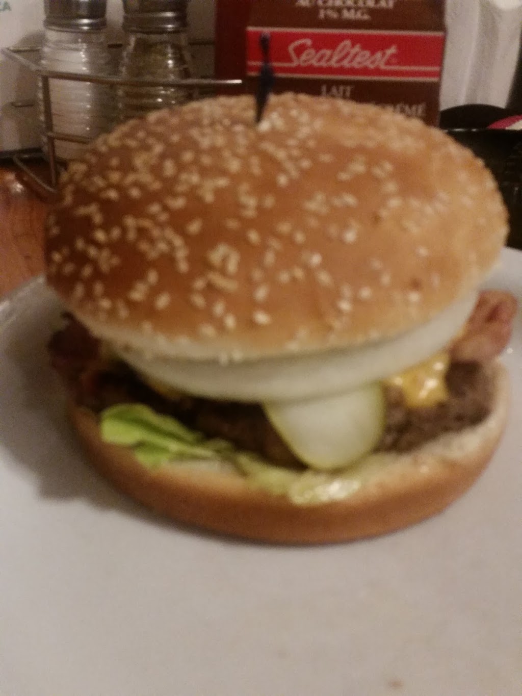 Debs Gas Bar & Restaurant | 5475 Old Highway 2, Shannonville, ON K0K 3A0, Canada | Phone: (613) 961-1816
