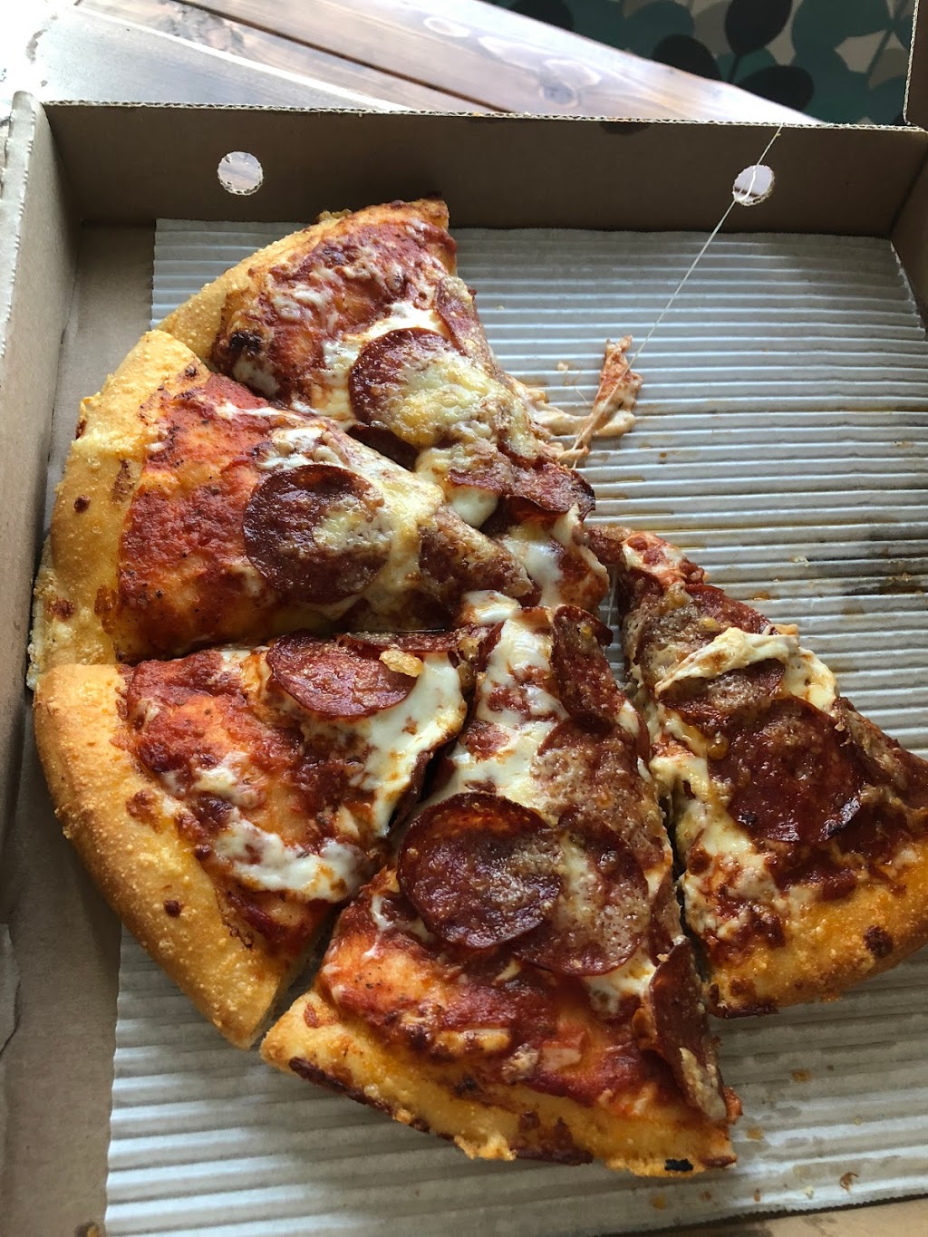 Pizza Hut | 100 Range Rd 283, Chestermere, AB T1X 0V2, Canada | Phone: (587) 470-7927