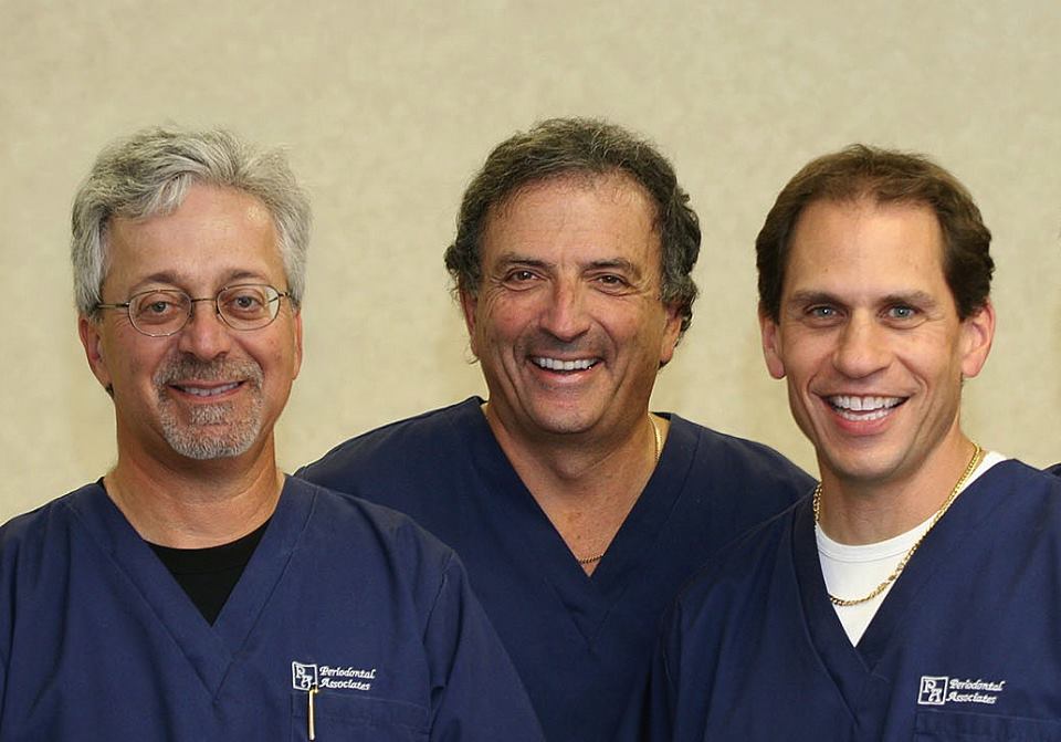 Periodontal Associates | 4295 Village Centre Ct, Mississauga, ON L4Z 1S2, Canada | Phone: (905) 279-3364