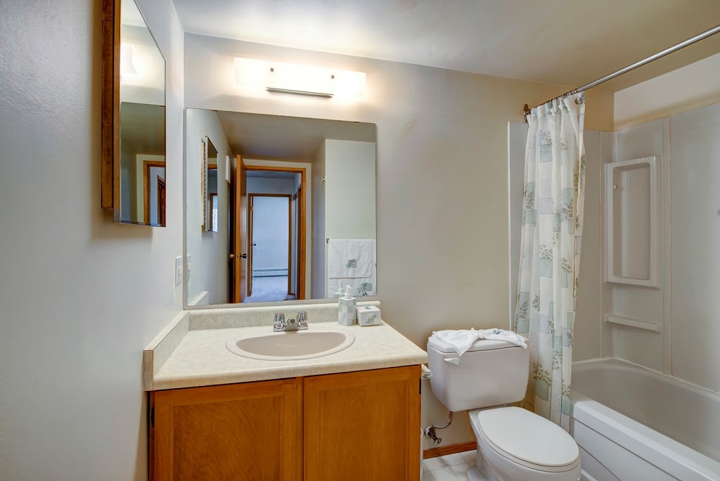 Gateway Square Apartment Homes | 4 Grange Dr, St. Albert, AB T8N 3W9, Canada | Phone: (780) 851-3514