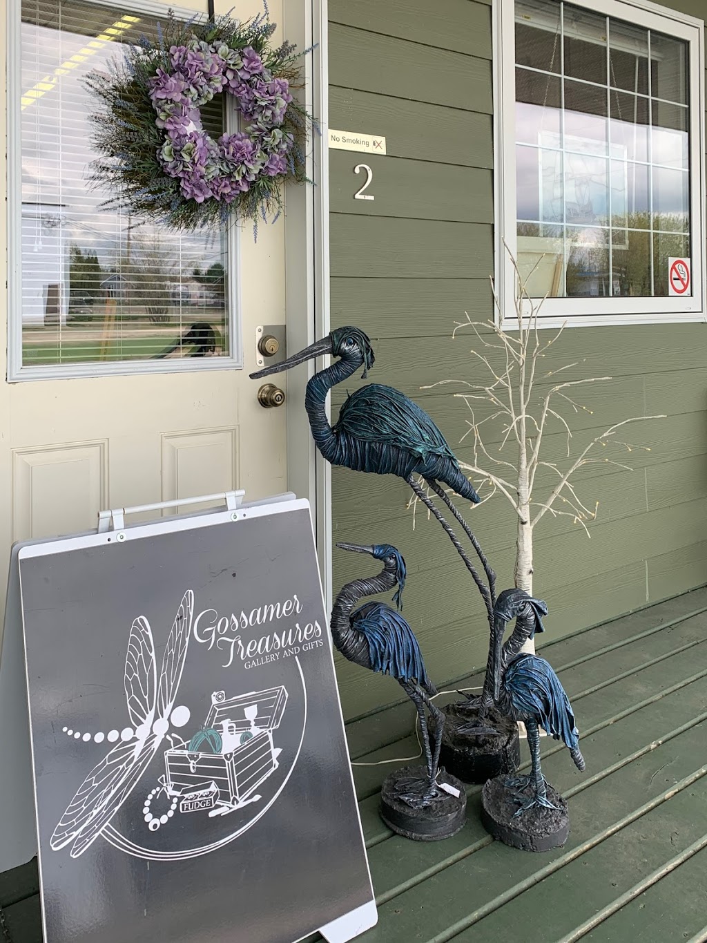 Gossamer Gallery and Gifts | 5215 51 Ave, Wabamun, AB T0E 2K0, Canada | Phone: (780) 892-2169