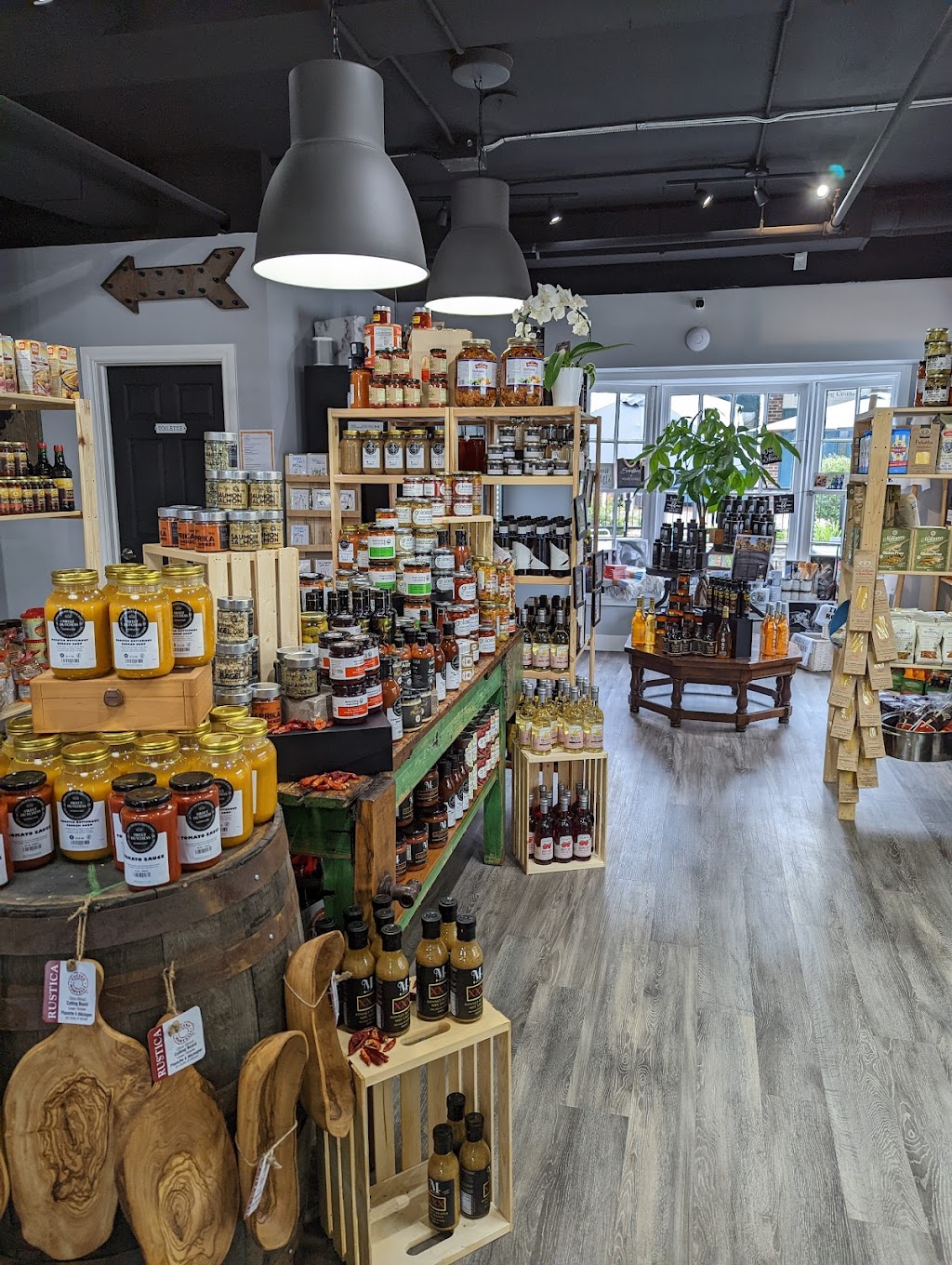 Sweet Dutchess Kitchen + Café | 2 Orchard Heights Blvd Suite 23, Aurora, ON L4G 3W3, Canada | Phone: (647) 455-6551