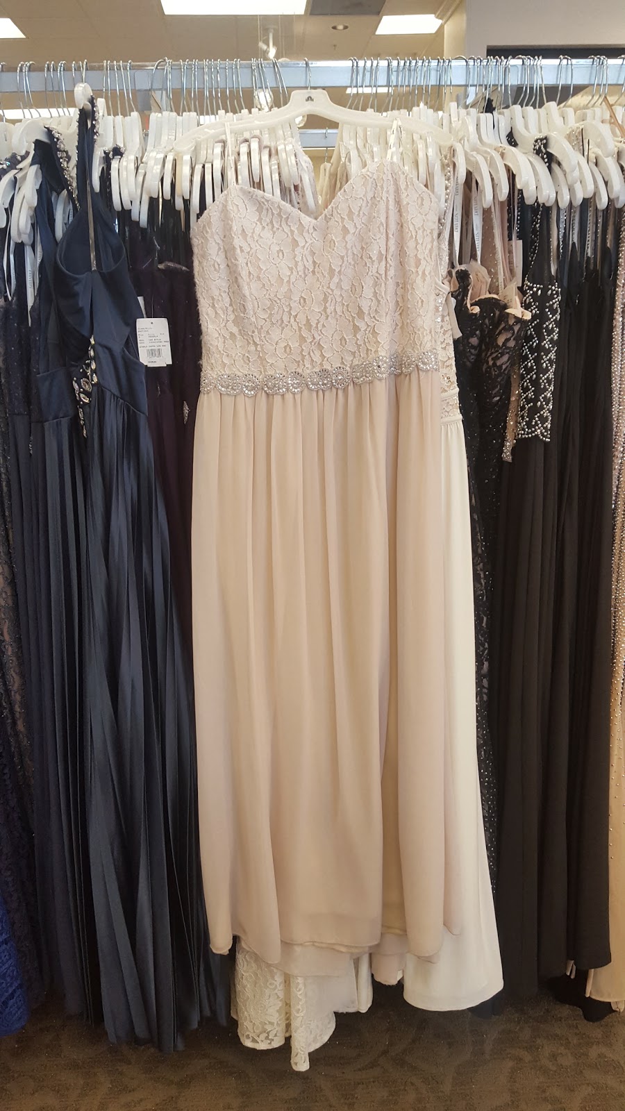 Davids Bridal | 10185 13 Ave NW, Edmonton, AB T6N 0B6, Canada | Phone: (780) 437-0179