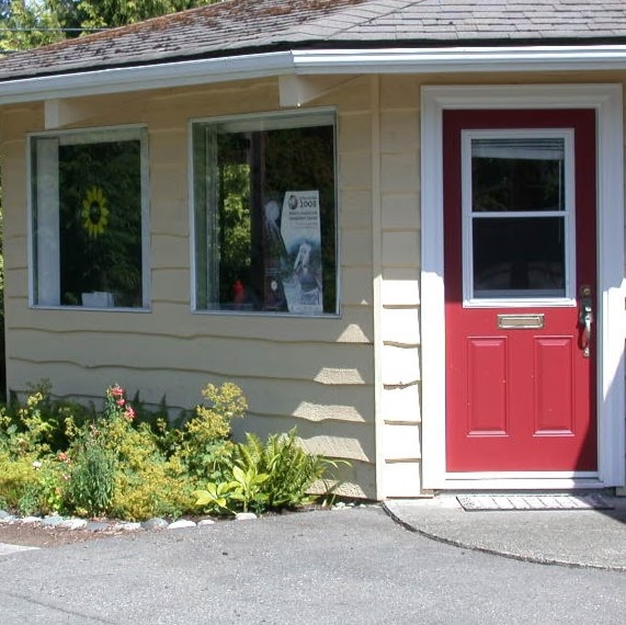 Cowichan Valley Hospice Society | 3122 Gibbins Rd, Duncan, BC V9L 1G2, Canada | Phone: (250) 701-4242