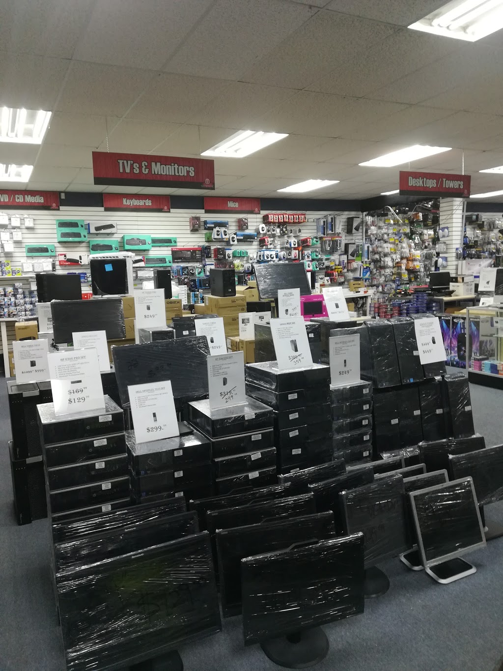Wintronic Computers Plus | 572 Niagara St, Welland, ON L3C 6T8, Canada | Phone: (905) 734-6500