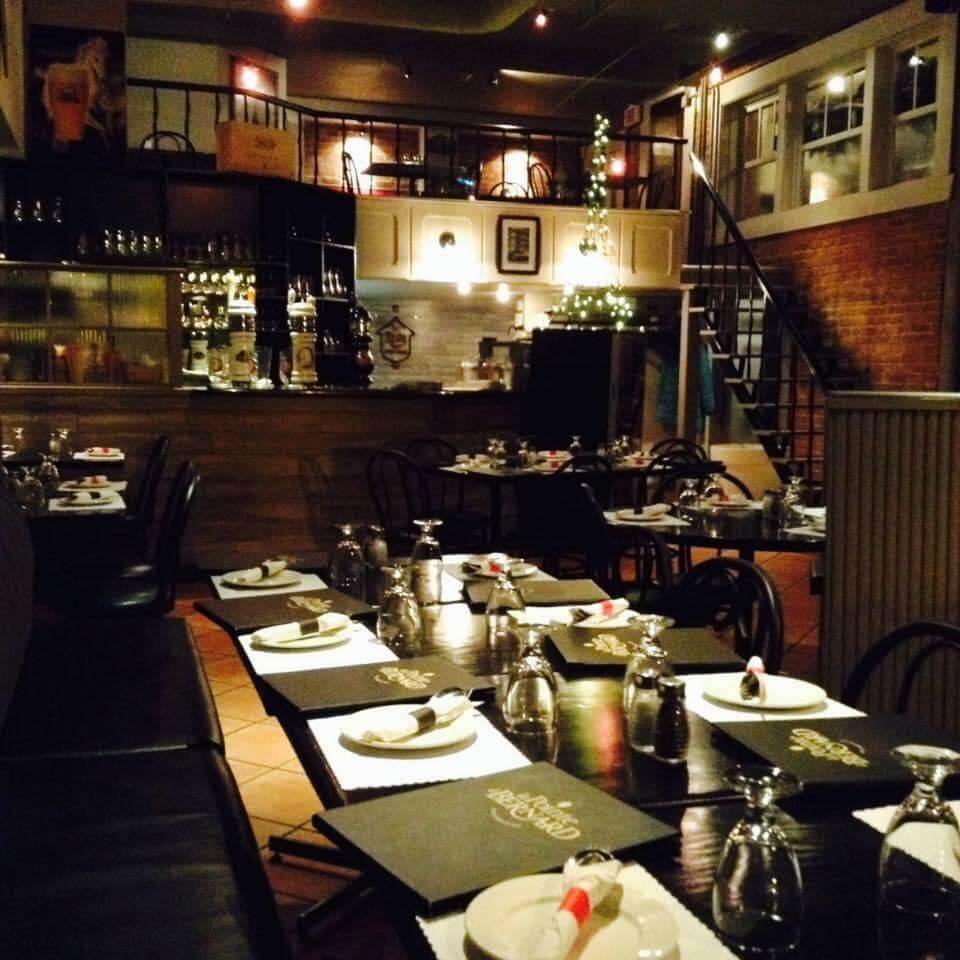 Restaurant La Pointe à Bernard | 692 4e rue de la Pointe, Shawinigan, QC G9N 1G8, Canada | Phone: (819) 537-5553