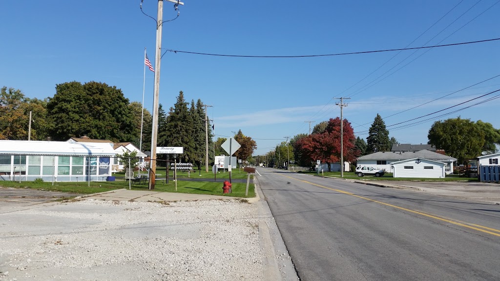 Seaway Trailer Court | 9698 N River Rd, Clay Township, MI 48001, USA | Phone: (810) 794-3382